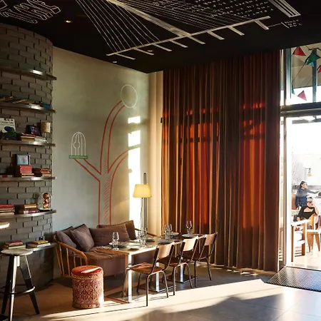 Mama Shelter Hotel 4*