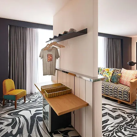 Hotel Mama Shelter